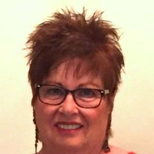 Meet your Posher, Sandy